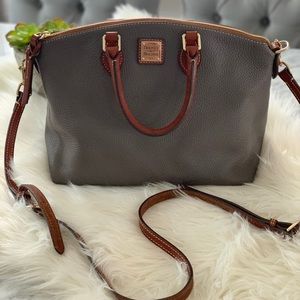 Dooney & Bourke Handbag